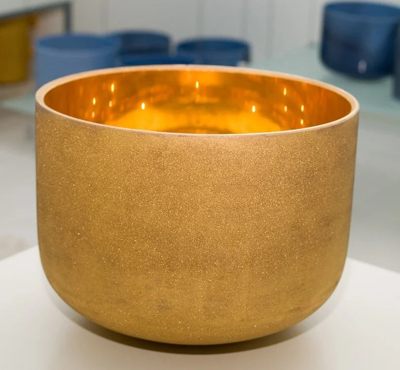24k Gold Singing Bowl Heart Chakra 8''-14'' with Heavy Duty Singing Bowl Crystal Carrying Case and Singing Bowl Suede Striker