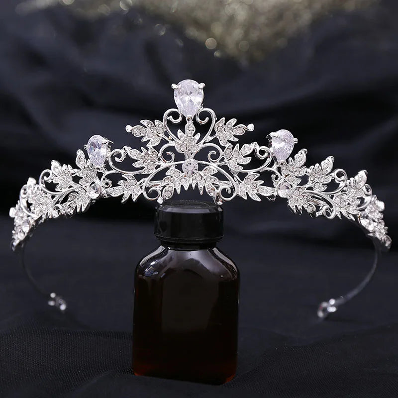 SLBRIDAL Alloy Rhinestone Crystal Cubic Zirconia Bridal Tiara Princess Crown Wedding Hair Accessories Women Dress Prom Jewelry