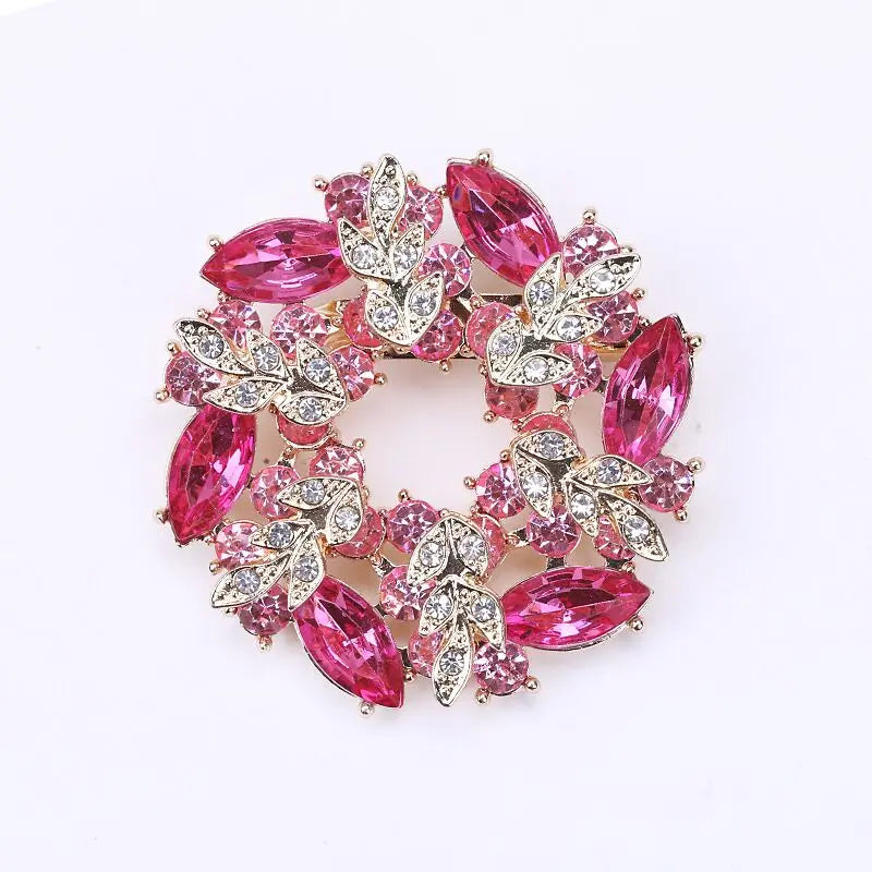 Large Golden Crystal Fashion Holiday Circle Wreath Scarf Brooch Pin Gold Plated Alloy for Women Children for Wedding Party Gift