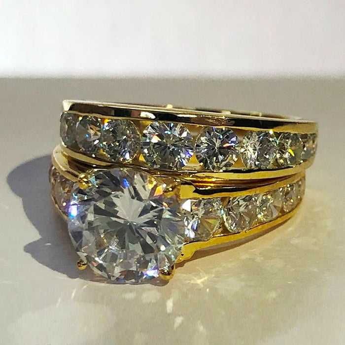 CAOSHI 2pcs Round Cut 4A Zircon 18k Gold Plated Side Stone Couple Ring Bridal Sets Wedding Rings for Woman