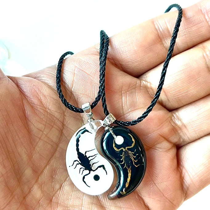 China Yin Yang Eight Trigrams Pendant Necklace Real Scorpion Necklaces Puzzle Piece Necklace Birthday Jewlery Gifts for Couple