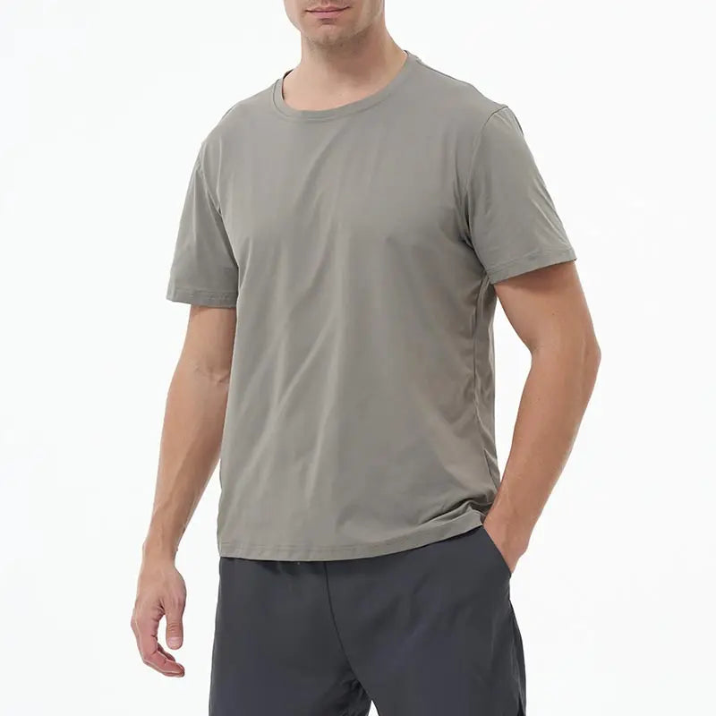 Ready to Ship Men's Gym Fitness Workout Sports Shirt Quick Dry Casual Loose Yoga Plus Size Round Collar With Custom Logo Print
