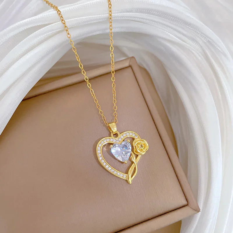 Dainty Jewelry Gold Plated Rose Flower Necklace Bling Cubic Zirconia CZ Heart Shape Rose Choker Necklace for Mother's Day Gift