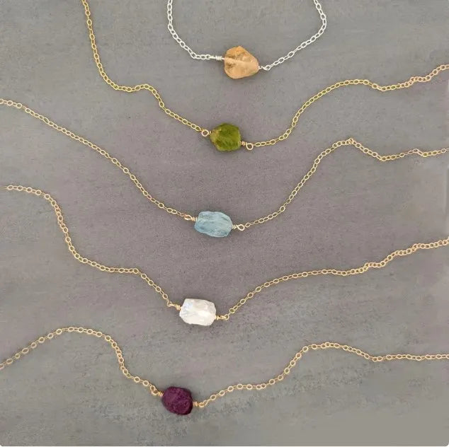 Zooying Fashion Raw Birthstone Raw Gemstone Choker Necklace Simple Dainty Stone Necklace Raw Crystal Stone Pendant Necklace