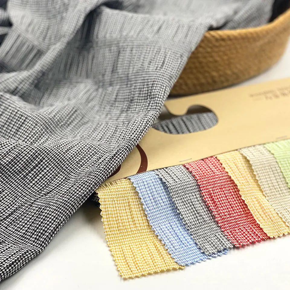 New Designs Soft Crinkle Bubble Yarn-Dyed Small Plaid Check TR Blend Polyester Rayon Seersucker Fabric for Dress Shirts Lining