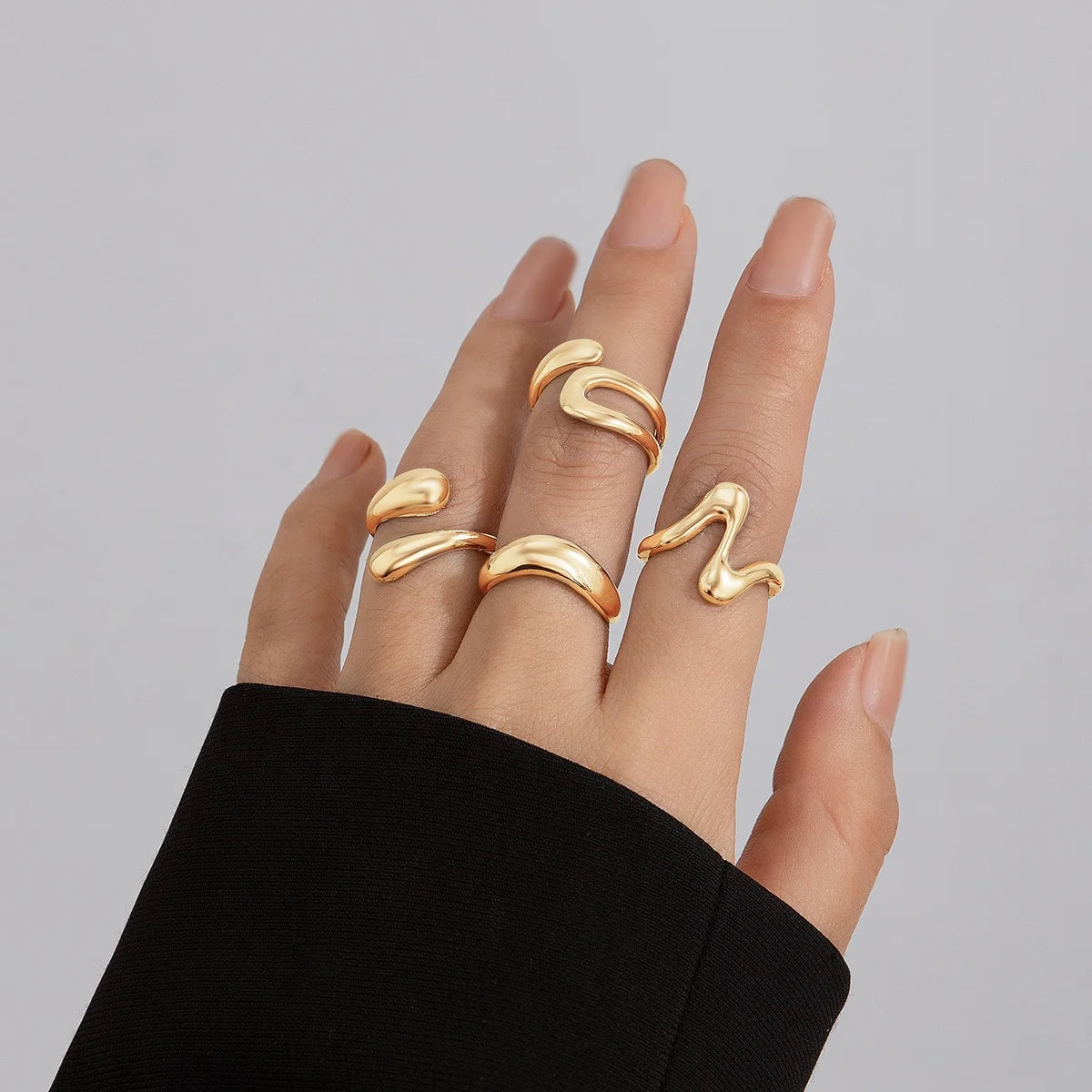 4 Pieces Open Designer Metal Hug Rings Set for Women Trendy Stackable Finger Ring on the Hand Accessories Female Fashion Jewelry