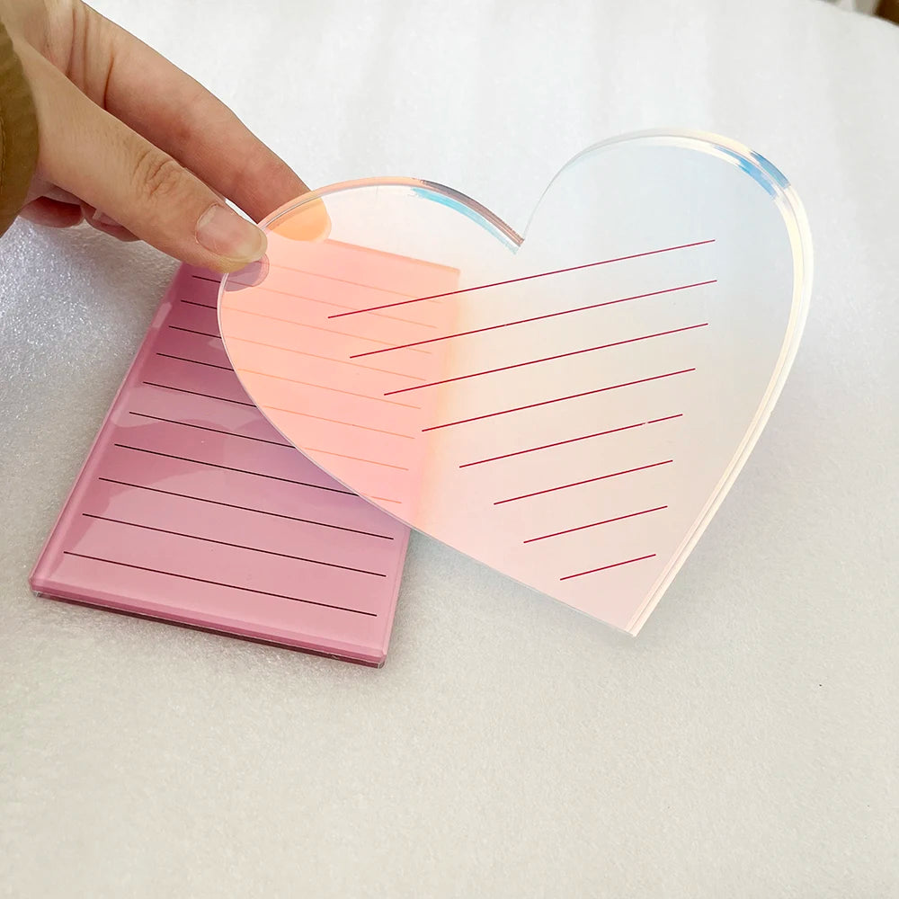 QC Custom Logo Lash Tile for Eyelash Extension/pink Heart Shape Iridescent Lash Pallet Wholesale Holographic Eyelash Pallet