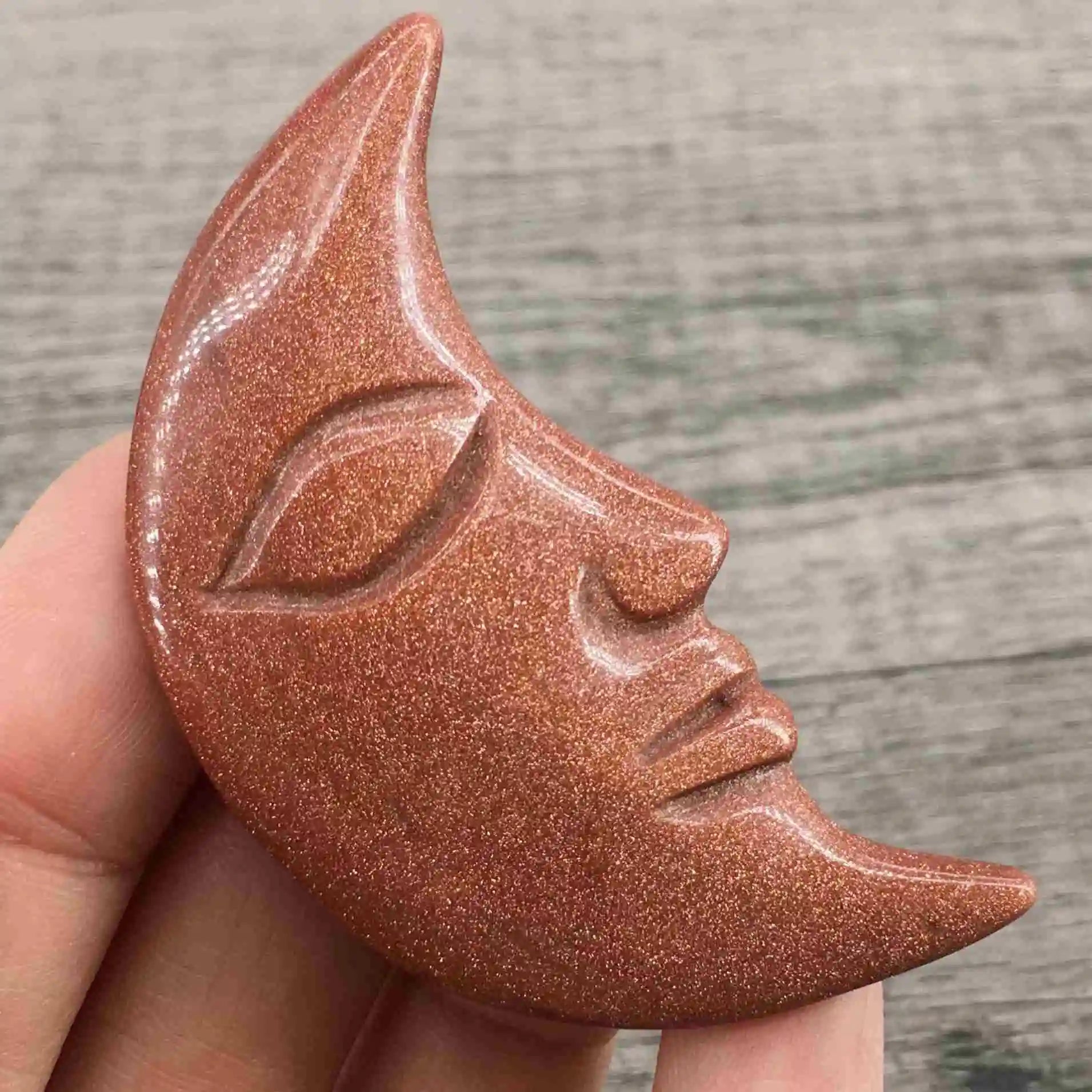 Diy Wholesale Carved Gold Sand Stone Face Shaped Moon Carving Crafts Folk Crafts for Decorate Gift