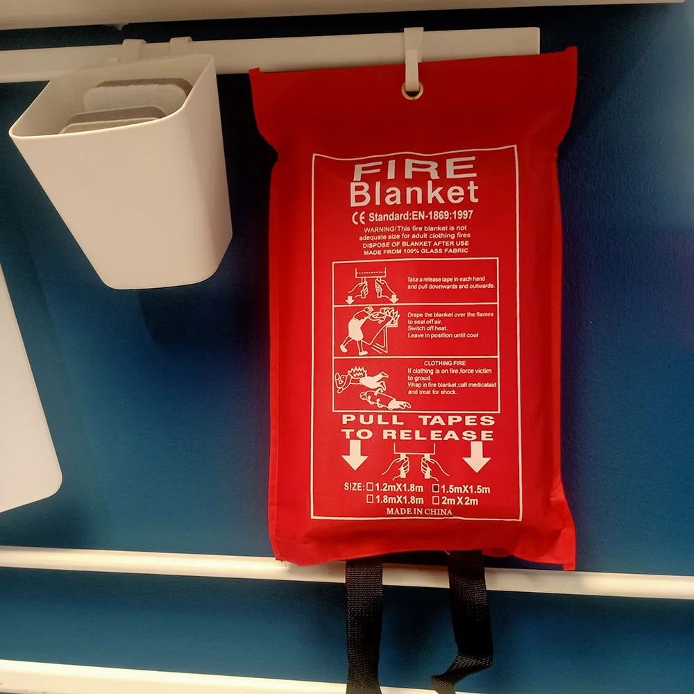 Emergency Fire Blanket for  Extinguisher Blanket 1x1m High Visibility CE Certified for Home Kitchen Car Van RV Office Reusable
