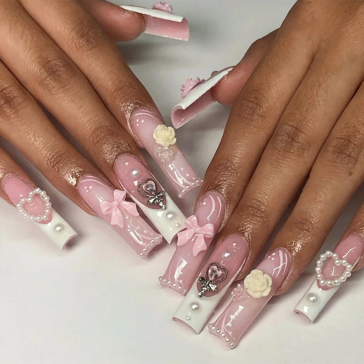 Top Selling Artificial Long False French False Nails 3d Art Designed Press on Nails Artificial Nails Hand Made Customized Design