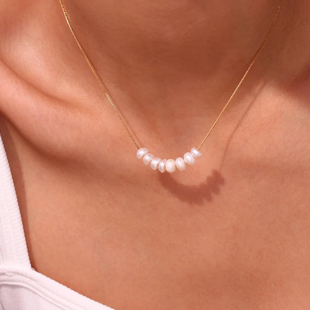 Hot Selling Freshwater Pearl Strand Pendant Necklace Stainless Steel Gold Plated Simple Light Luxury Fashion Pearl Necklace
