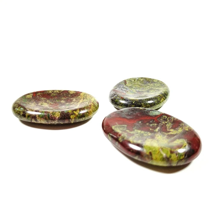 2026 Bulk Wholesale Natural Crystal Palm Stone Semi-precious Thumb Dragon Blood Stone Worry Stone