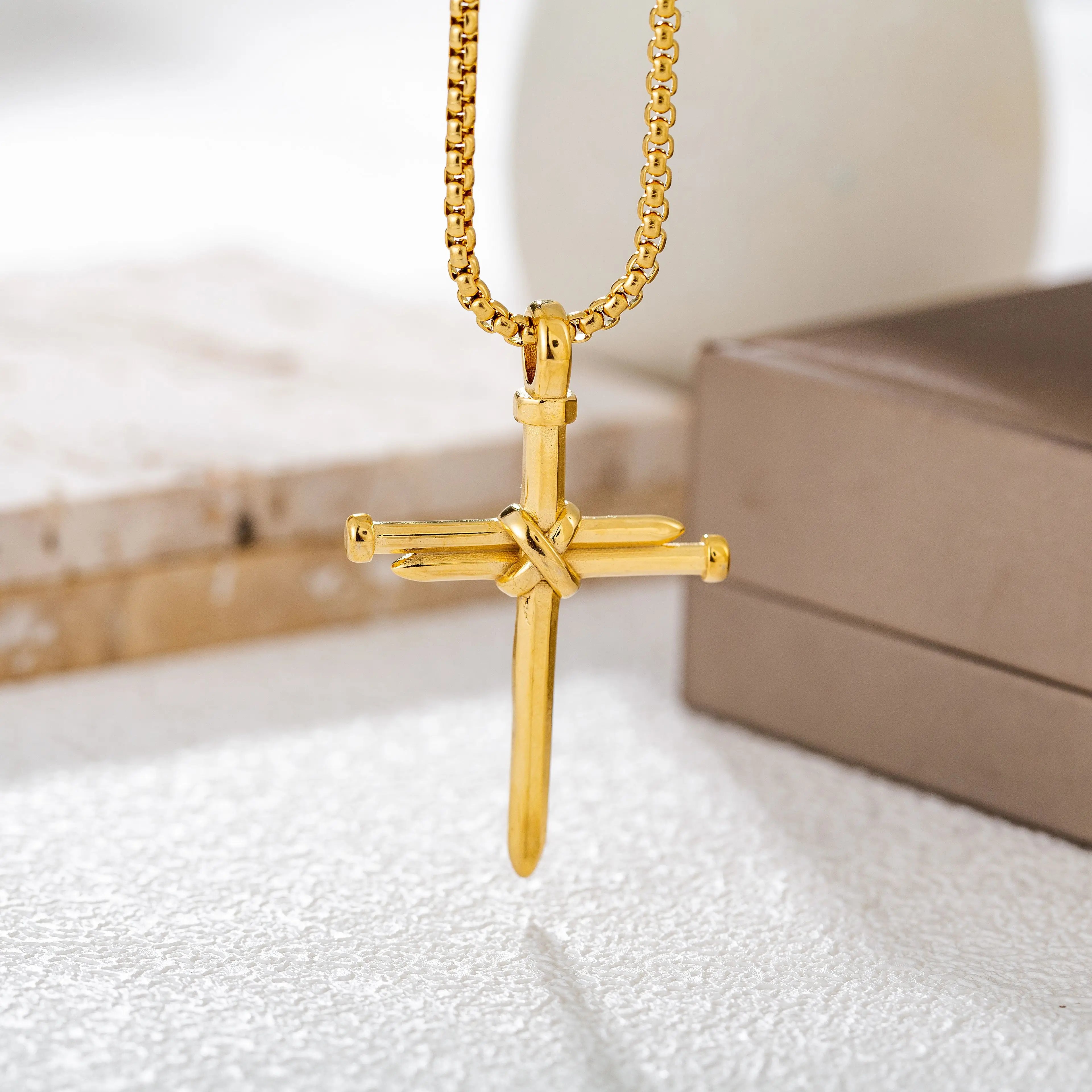 Fashion Man Jewelry Men Cross Pendant Necklace Christ Stainless Steel Box Link Chain Necklace for Man