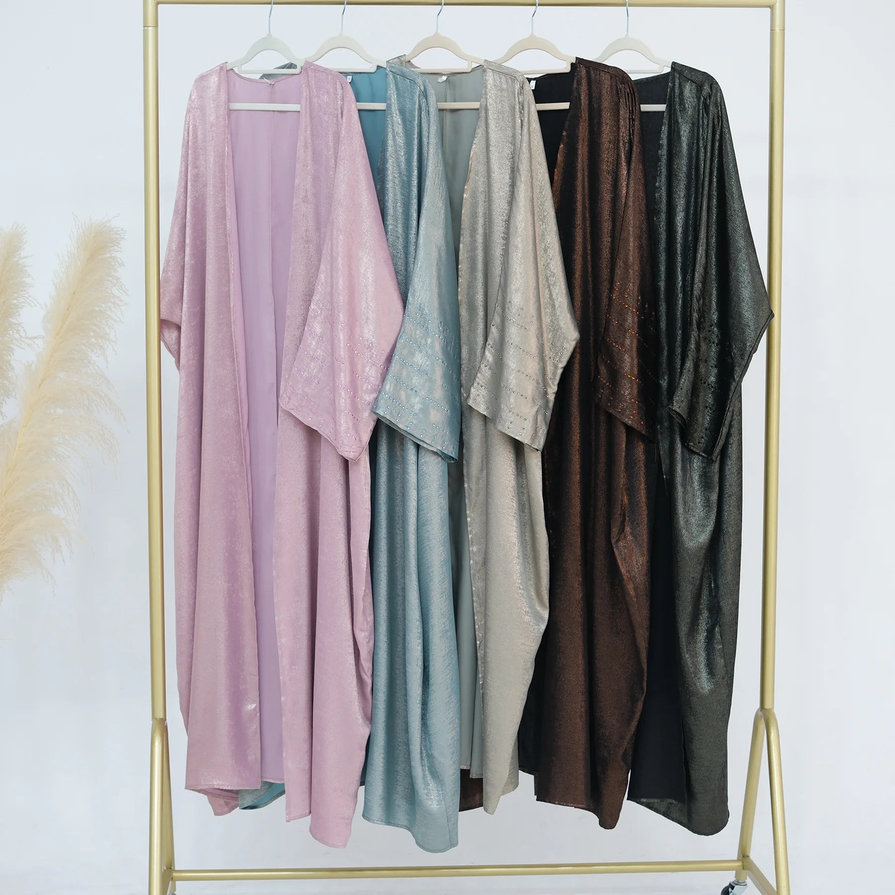 New  Wholesale Dubai Abaya Turkish Modest Kimono Elegant Bat Sleeve Shining Sparkly Satin Rhinestone Abaya Women Muslim Dress