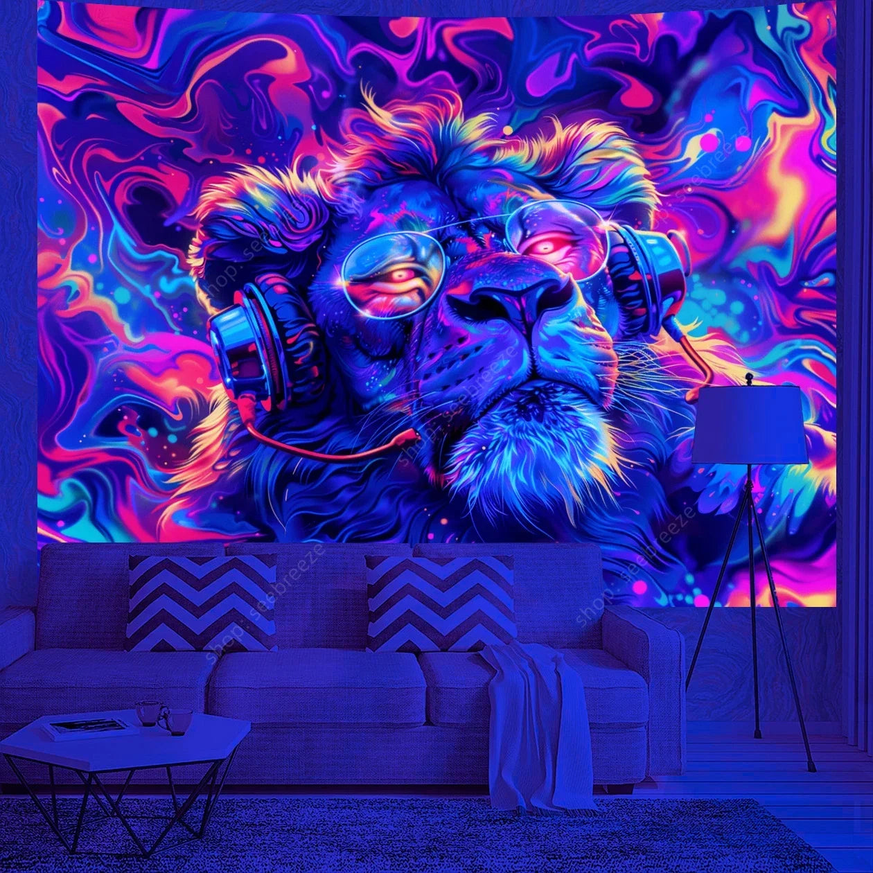 Bohemian Psychedelic Animal Tapestry Cool Lion UV Reactive Eco-Friendly Polyester Wall Hanging Hippie Neon Backdrop Livingroom