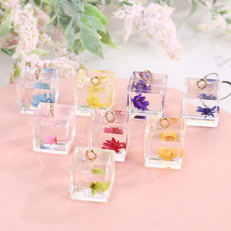 Transparent Casual Clear Cute Square New Flower Resin Earrings Resin Round Acrylic Women Crystal Pendant Botanical Jewelry