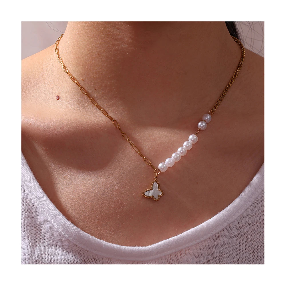 French Retro Jewelry 18k Gold Plated White Shell Butterfly Heart Pendant Necklace Stainless Steel Pearl Splicing Chain Clavicle