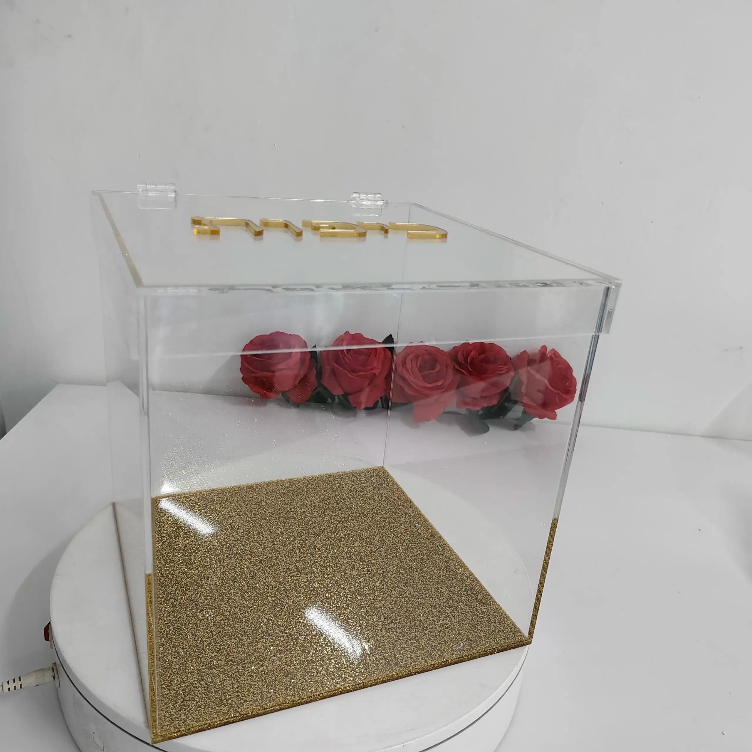 Modern Judaica Lucite Tzedakah Box Kippah Headscraf Container with Gold Letters for Jewish Storage