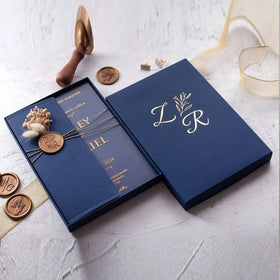 Customization Designs Luxury Blue Gold Foil Acrylic Wedding Invitation Card Boxed With Wax Seal and Dried Flower