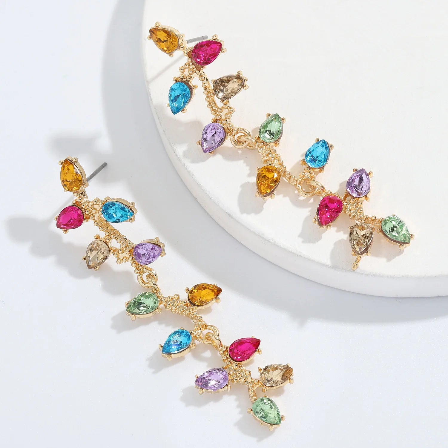 SC Wholesale Luxury Shiny Crystal Earrings Trendy Wedding Statement Long Earrinsgs  Fashion Gold Stud Leaf Earrings for Women