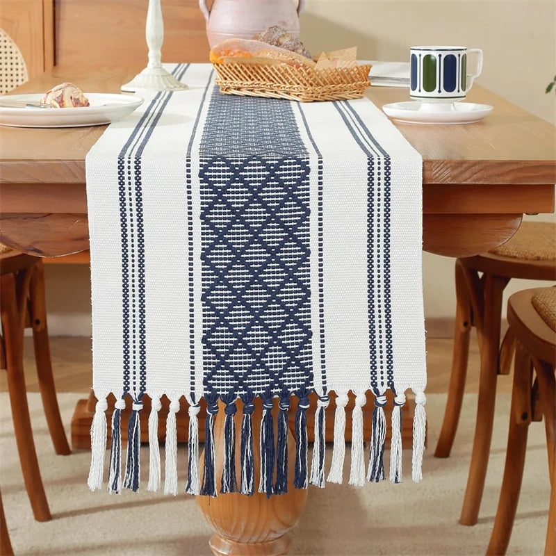 2025 New Chinese Design Luxury Washable Jacquard Cotton Woven Dinning Table Decor Bed Runner Dining Table Runners and Mats Set