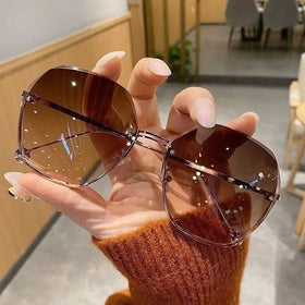 Brand Ladies Rimless Sun Glasses with Metal Leg Gradient Irregular Sunglasses Gafas De Sol