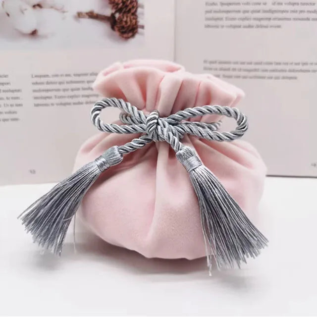 Round Bottom Custom Velvet Jewelry Black Red White Party Western Embroidery Drawstring Bags Gift Pouch Wholesale Velvet Bag
