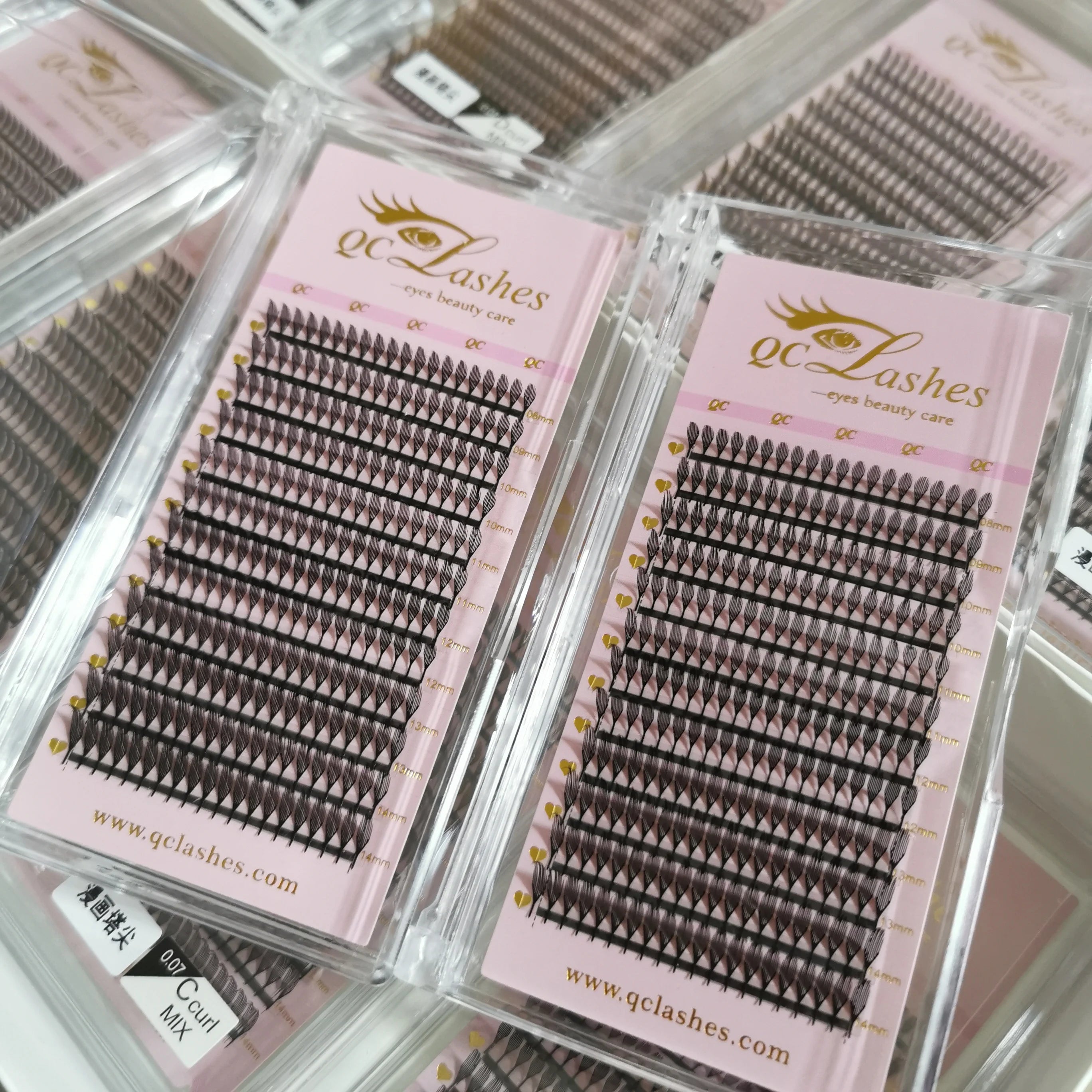 New Arrive Fluffy Soft Luxury Comic Spire Volume Fans Wispy Mix Lash Tray Tower Eyelash 0.07 Anime Lash Extension
