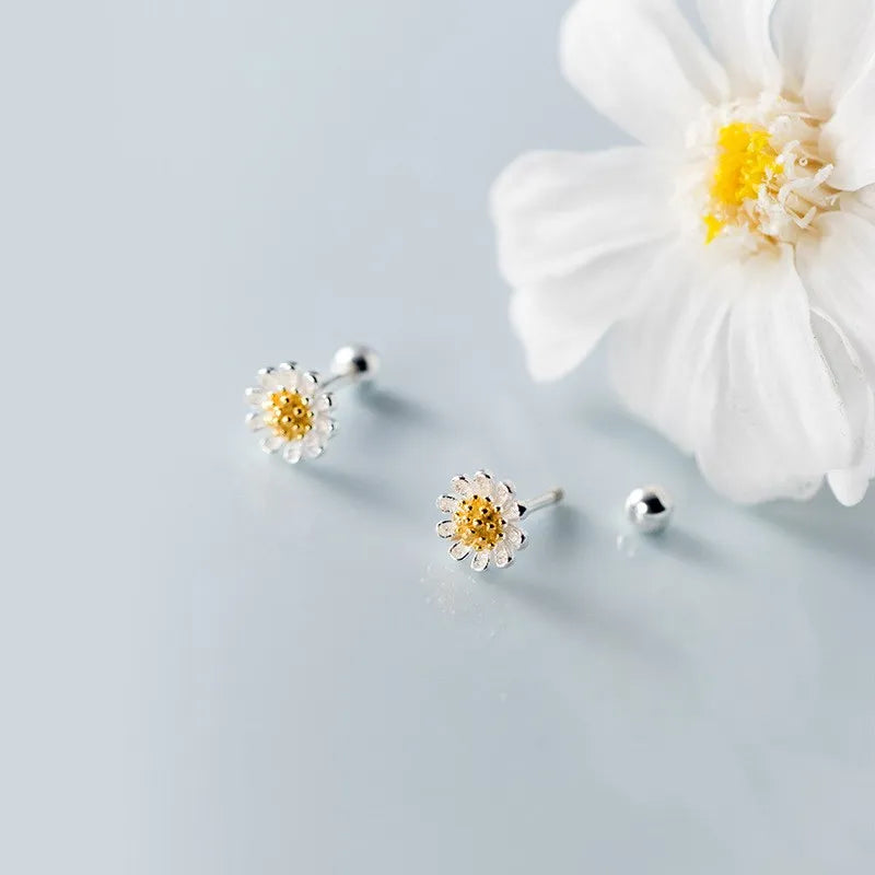 925 Sterling Silver White Daisy Flower Shape Earings Small Ear Studs Earrings Fashion Jewelry for Women