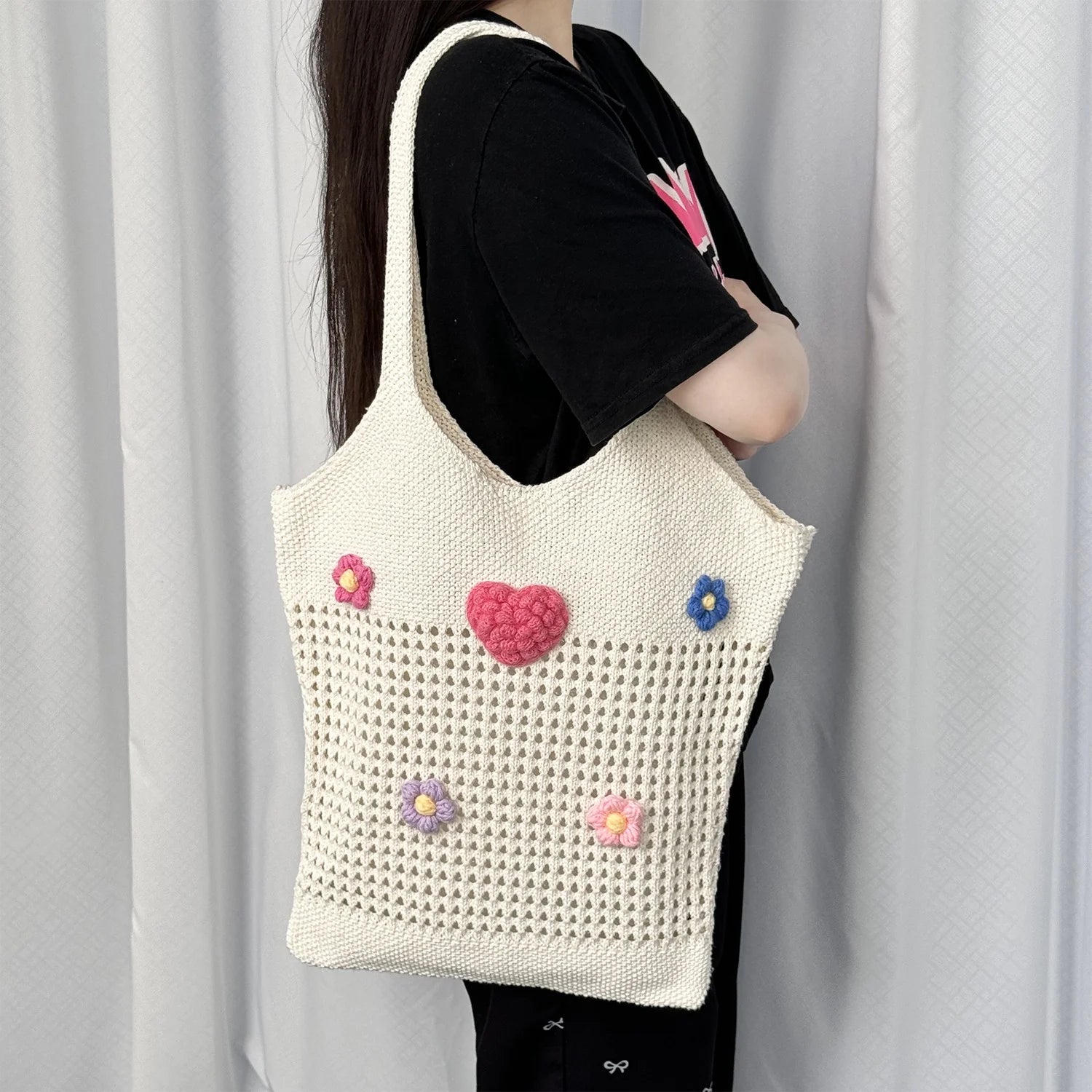 Custom Minimalist Style Handmade Flowers Heart Hollow Mesh Knitted Crochet Portable Beach Tote Shopping Bags Summer