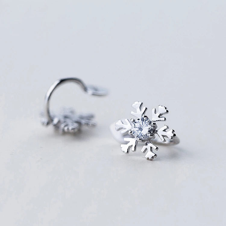 925 Sterling Silver Diamond Snowflake Earrings Simple Earrings Female Temperament Fashion People Joker Earrings