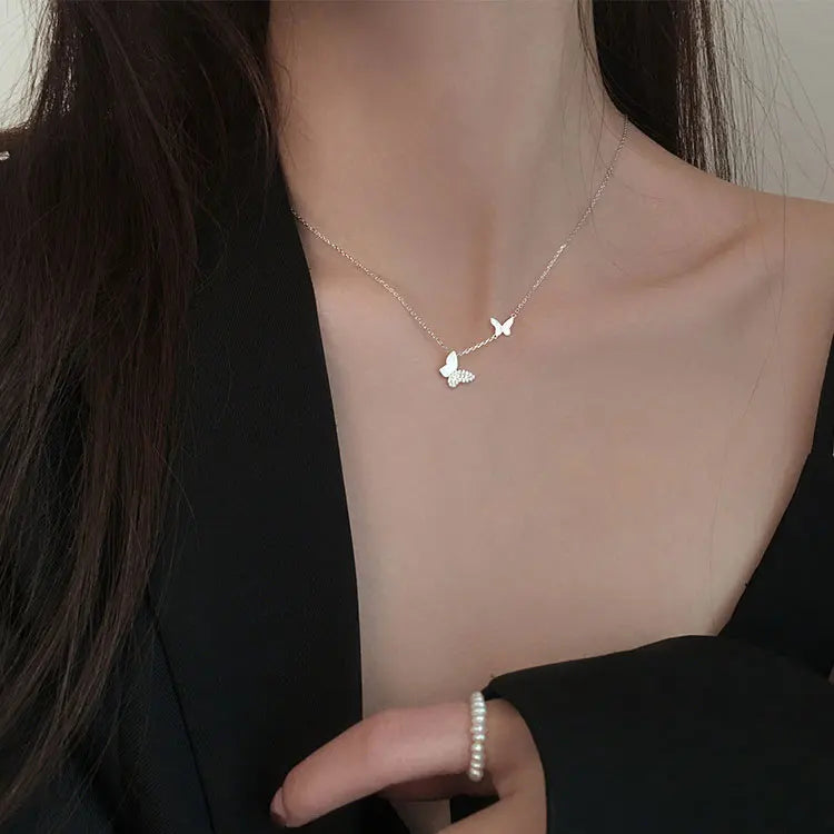 SC Simple Temperament Silver Plated Clavicle Necklace Women Korean Style Sweet Diamond Double Butterfly Necklace for Girls
