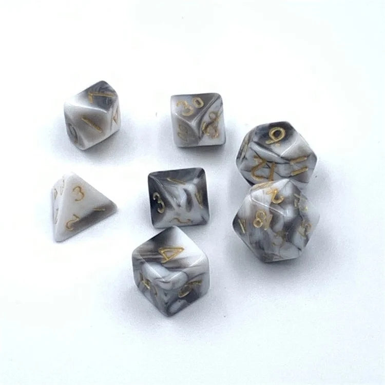 Popular Miniature Dice Game Polyhedral White Black RPG DnD Mini D6 Dice Set for Gifts