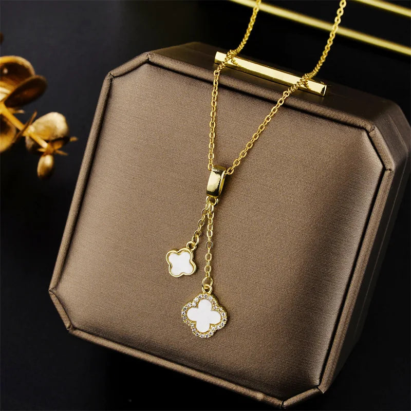 New Fashion Simple Micro-inset Zircon Four-leaf Clover Pendant Titanium Steel Clavicle Chain Jewelry