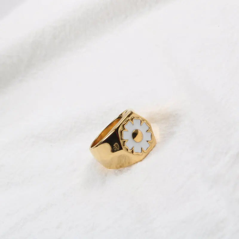 High End 18K Plain Gold Daisy Enamel  Rings Stainless Steel Trendy Simple Gold Plated Jewelry