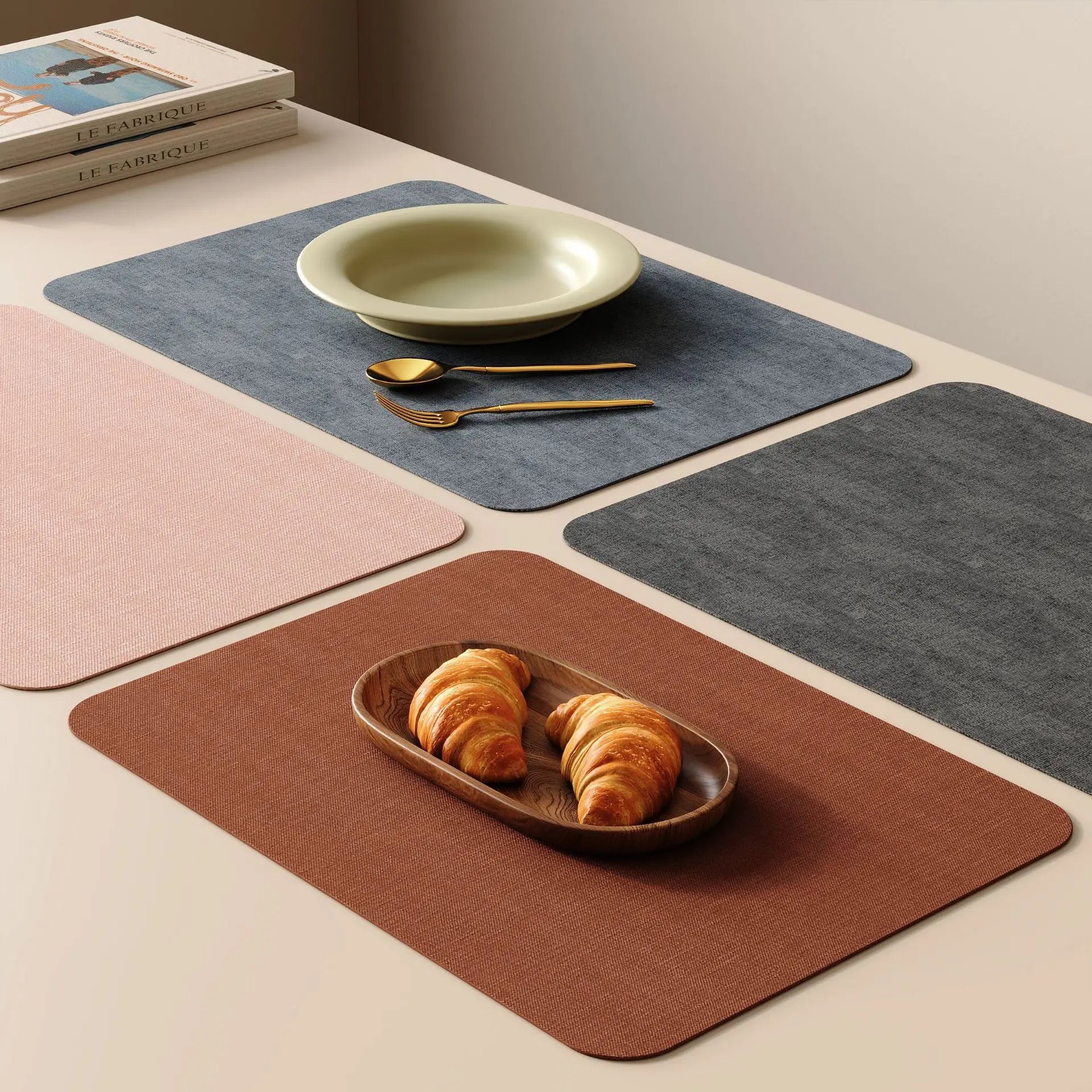 Leather Placemats Set of 6 Reversible Table Mats Heat Resistant Waterproof No-Slip Place Mats for Dining Table Kitchen Parties