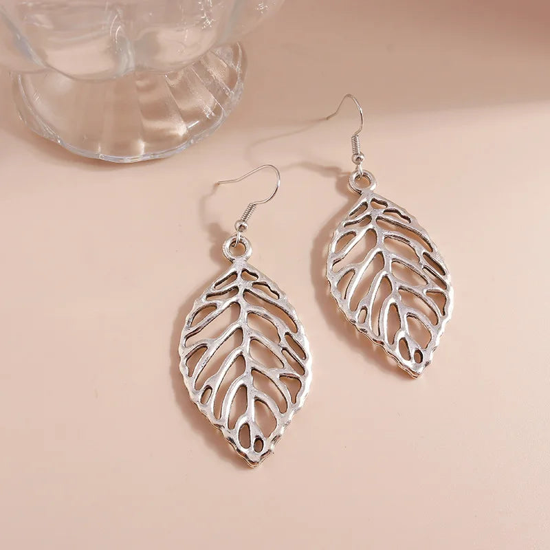 Fashion Handmade Designer Earrings for Ladies Antique Silver Leaf Pendant Drop Dangling Statement Jewelry Trendy Style for Women