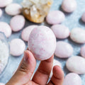 Wholesale Ying Lai Jewelry YL1720 Reiki Tumble Pink Opal Folk Crafts Crystals Healing Stones Crystal Palm Stone China
