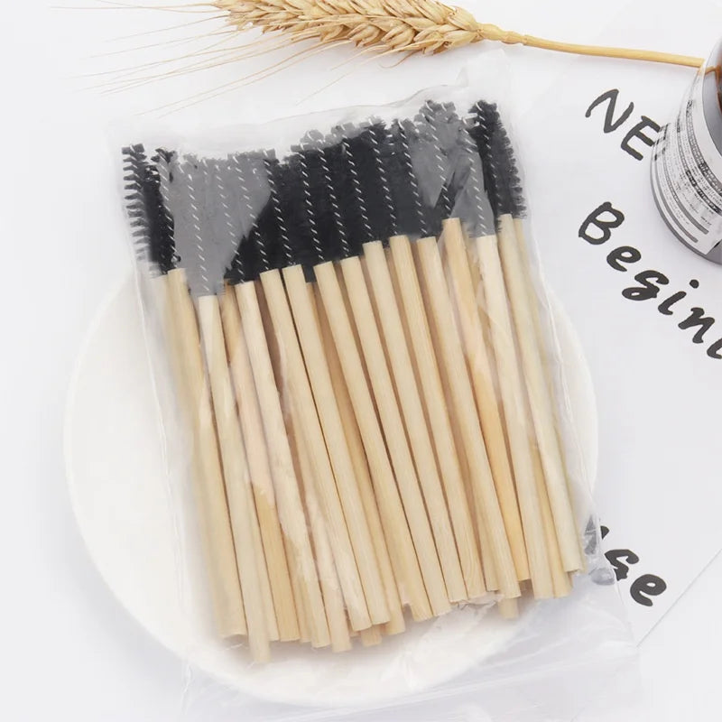Disposable Nylon Makeup Tool Spoolie Brush Bamboo Handle Mascara Wands for Cleaning Eyelashes Eyebrow Extensions Beauty