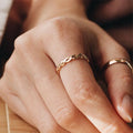 Excellent Quality Fashion Jewelry Rings 2.3mm 14k Gold Filled Simple Thin Twisted Band Engagement Rings for Women