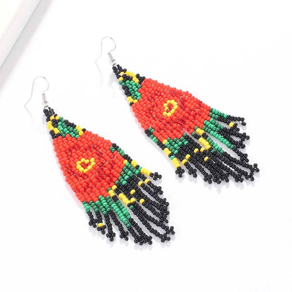 High Quality Women's Trendy Huggie Earrings Hand-Woven Multi-Color Crystal Bead Studs with Flower Fringed Seed Beads for Gift