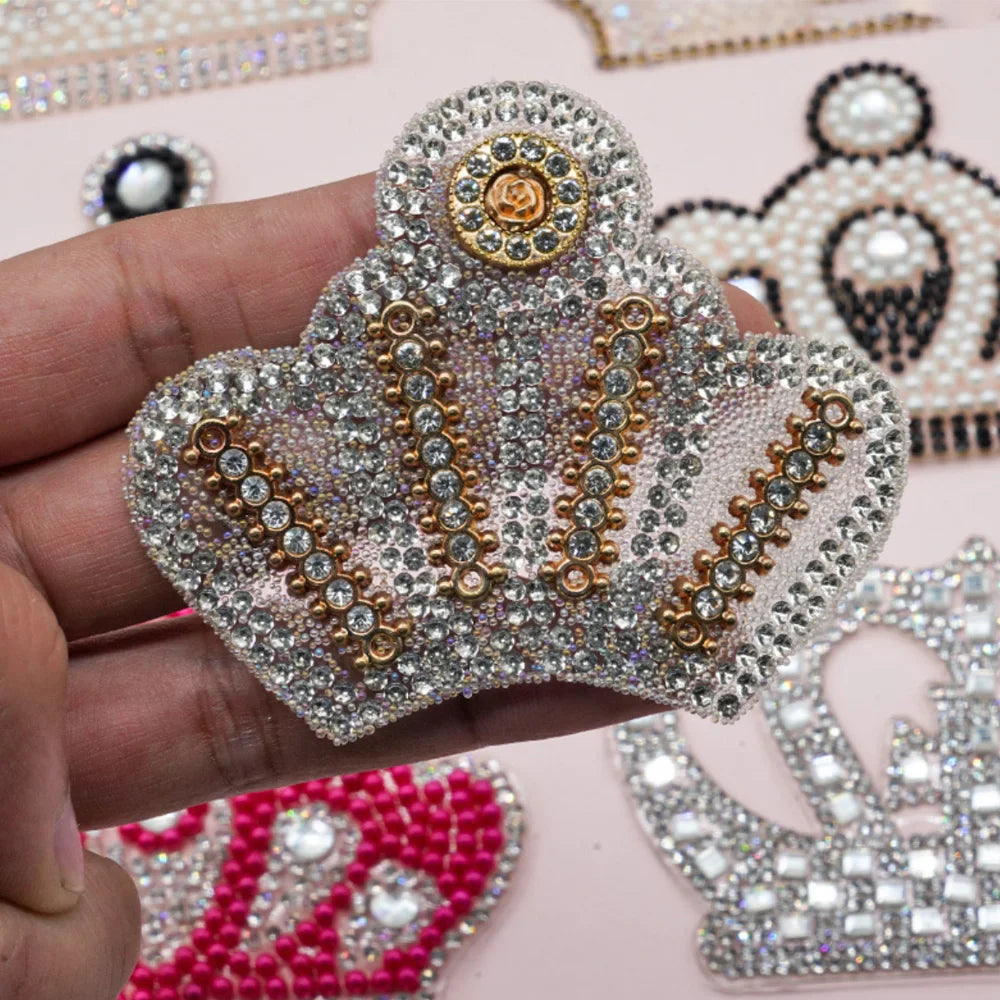 Yiwu Wintop Fashion Accessories Various Design Iron on Pearl Rhinestone Crown Patches Applique for Clothes