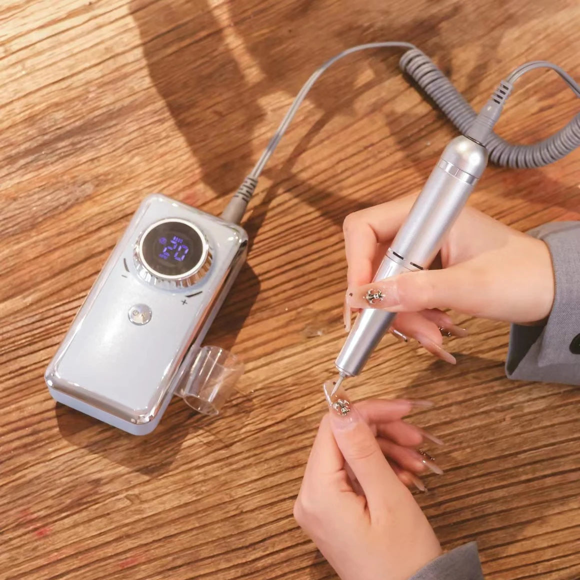 Professional Electric Manicure Salon Nail Drill Machine 35000RPM Rechargeable Strong Nail Drill Popular Salons-Made Plastic