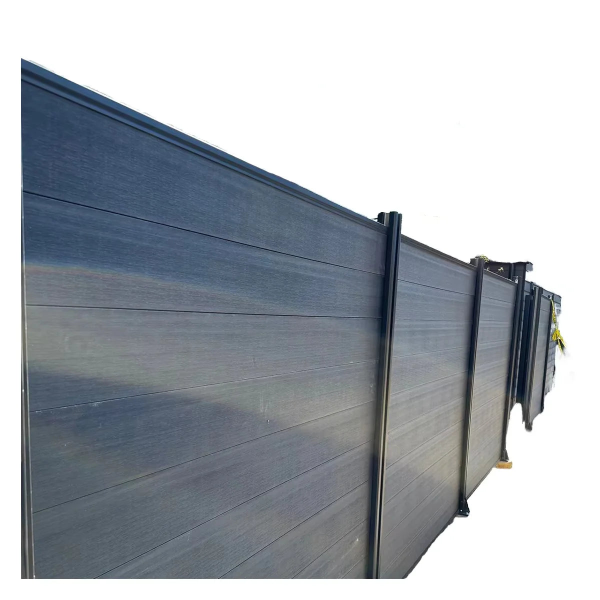 Easy-to-Assemble WPC Wood-Plastic Aluminum Alloy Fence with High Durability Outdoor Wood Plastic Composite Fence Panels