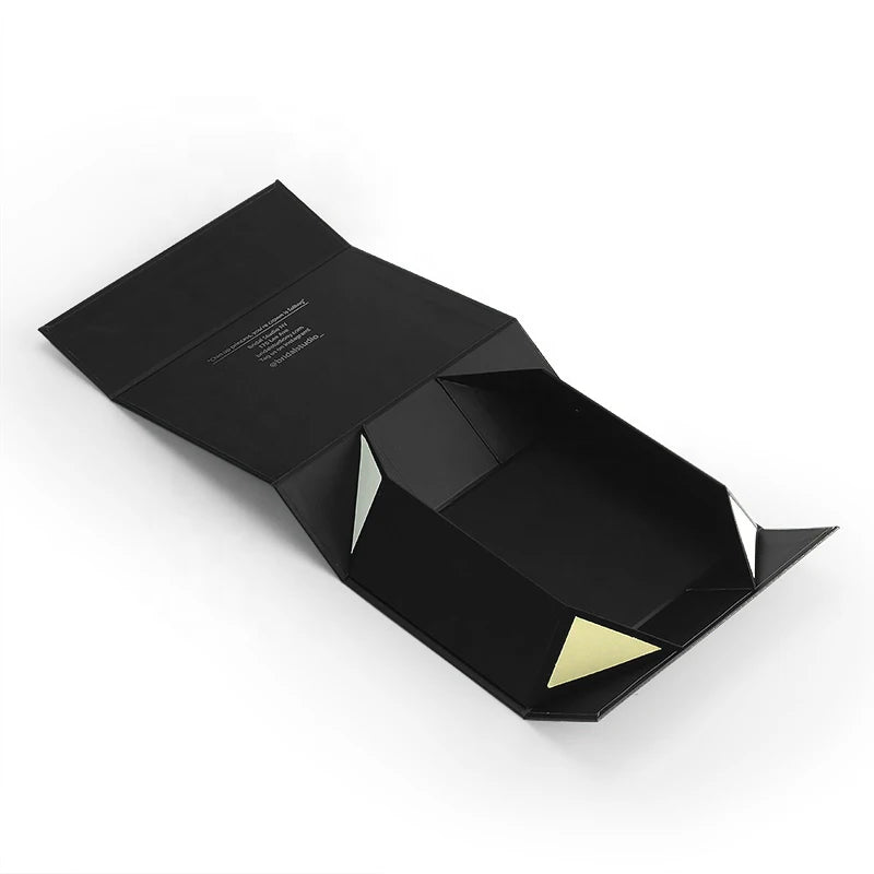 Recyclable Eco Paperboard Magnetic Closed Packaging Box Custom Foldable Paper Gift Boxes for Clothes Shoes Jewelry Outer Package