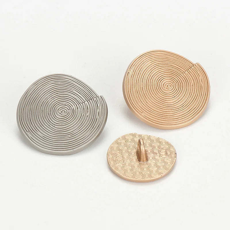 Yiwu Wintop Fashion Garment Accessories Spiral Pattern Round Shape Shank Metal Ladies Coat Buttons for Sale