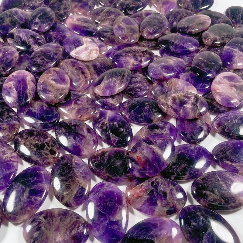 Hongzhuo Wholesale Natural Healing Stone Crystal Crafts Polished Gemstone Nice Amethyst Palm Stone for Decoration