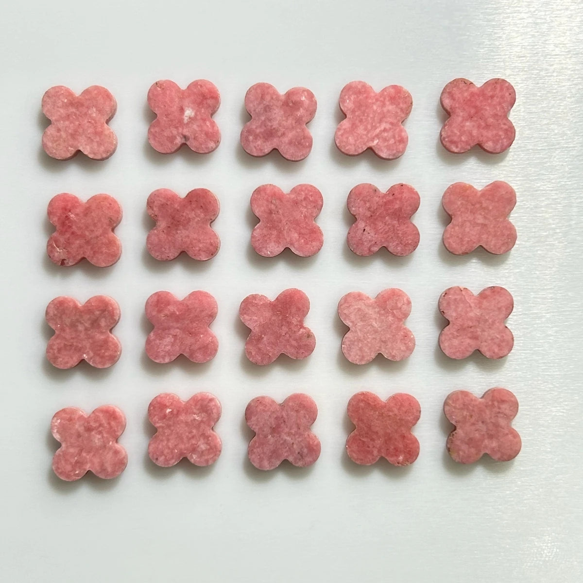 HQ Gems Clover Necklace 13x13x2mm Good Quality Four Leaf Clover Natural Pink Rhodonite Stone