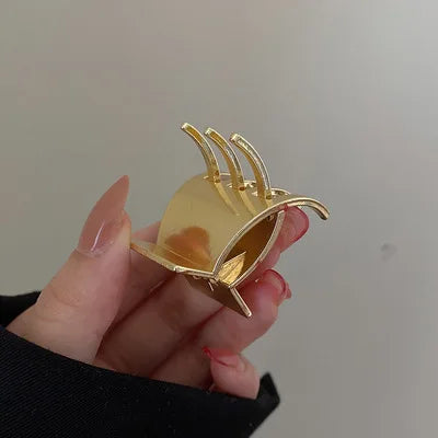 Koran Small Metal Grip Women's Summer Clip Hair Claw Metal Mini Shark Hair Claw Clips