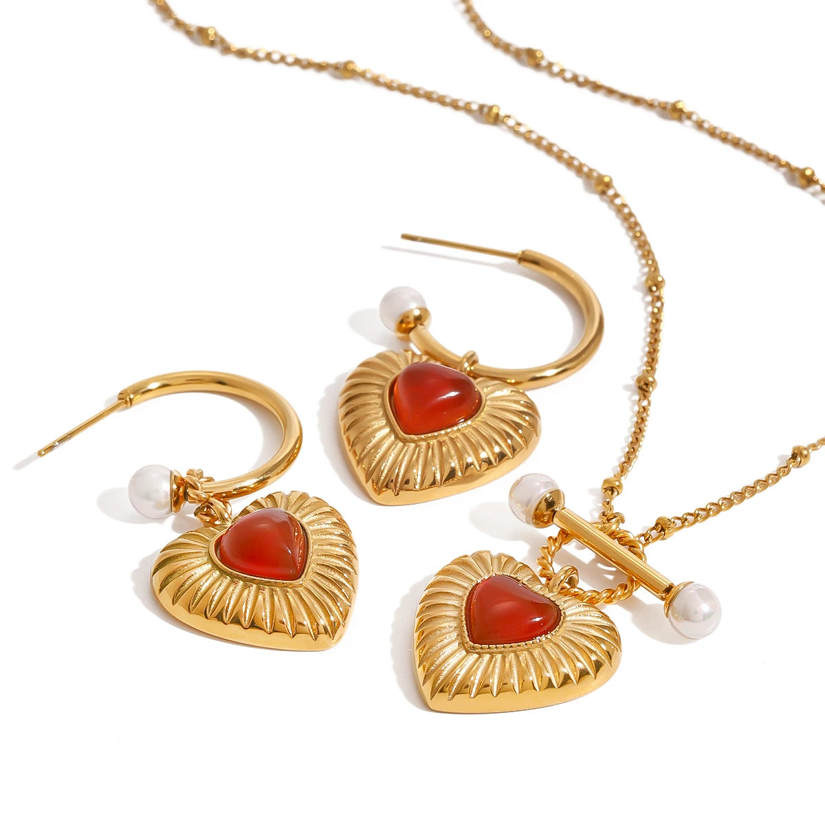 18K PVD Gold Plated Stainless Steel Gemstone Heart Pendant Necklace Fashionable Trendy Red Crystal Heart Pendant with Link Chain